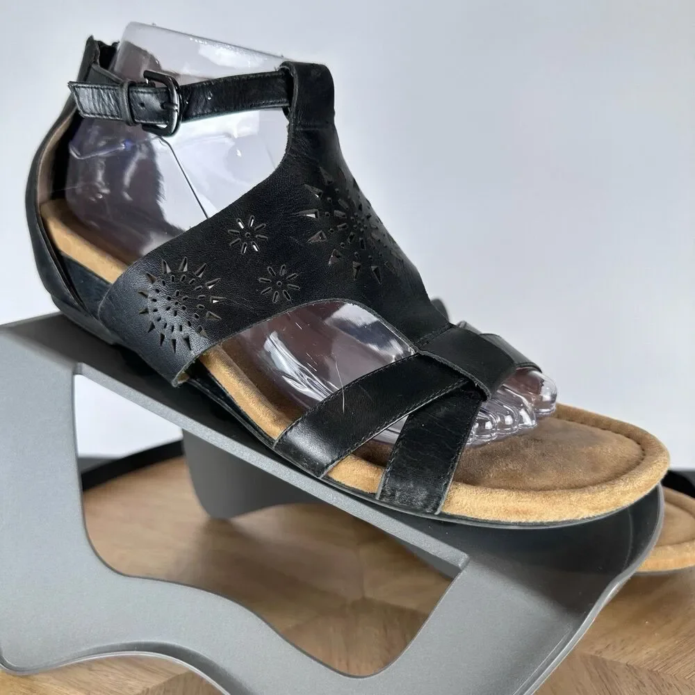 Comfortiva Womens Black Leather Ankle Strap 9M Comfort Sandal Sun Boho Y2K